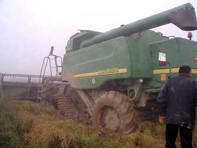 JD 9780 CTS ATRANCADA